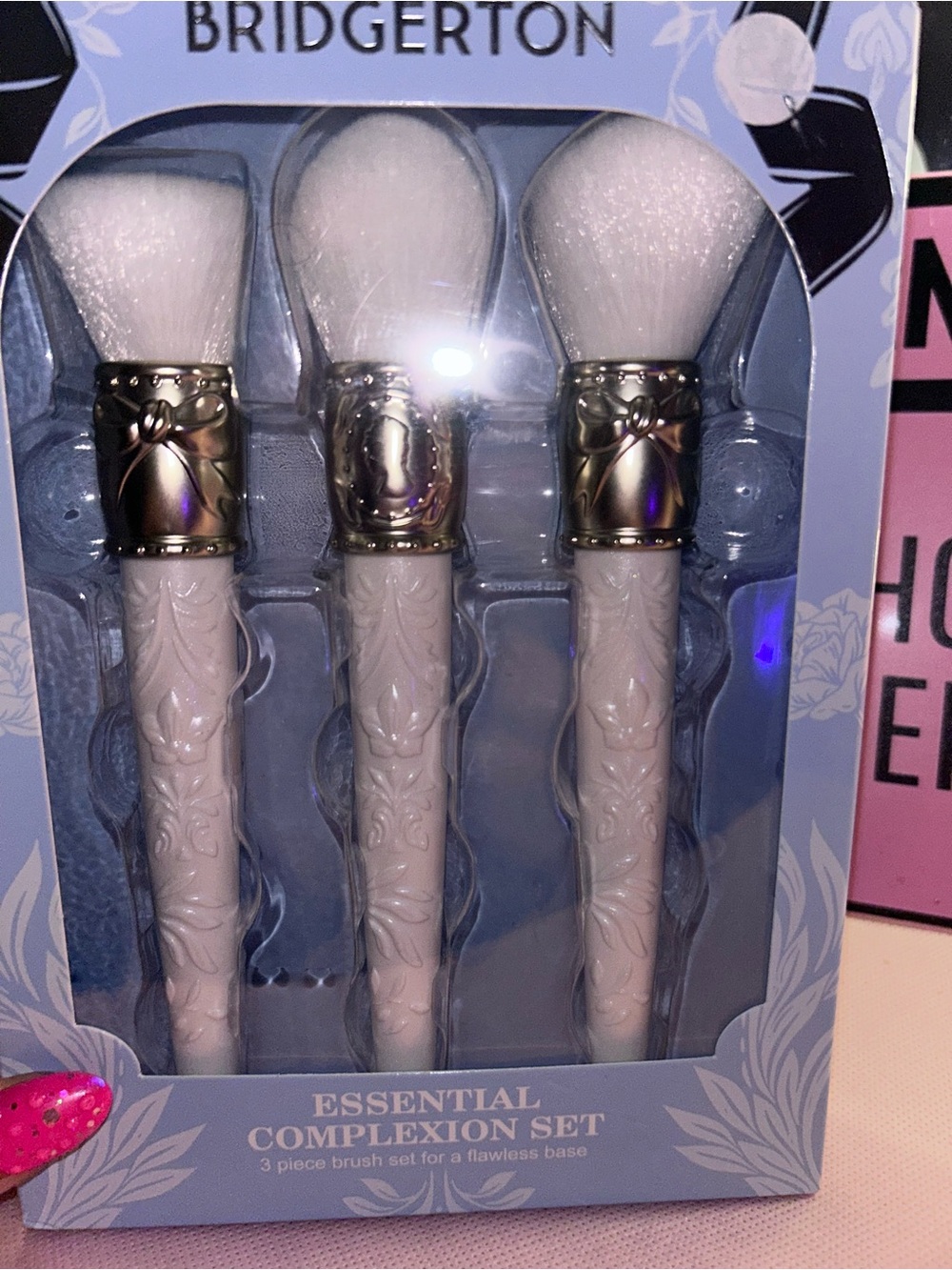 Bridgerton Three piece Makeup Cosmetic Brush Set - Picture 5 of 9